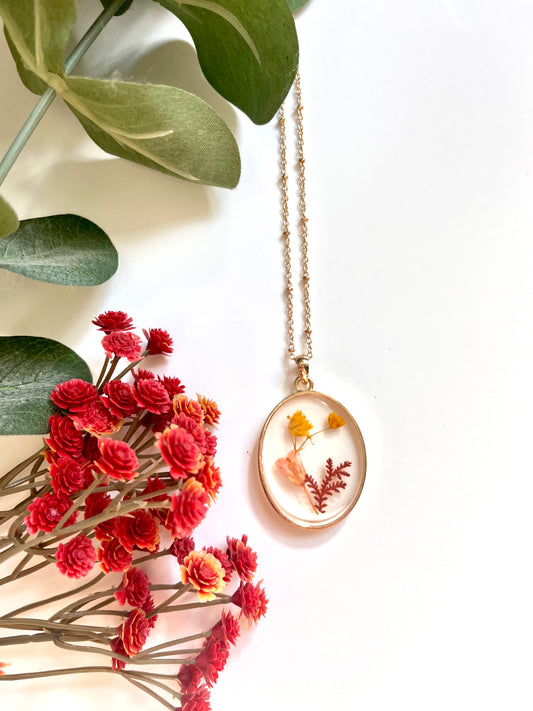 Gold Dried Flower Botanical Resin Necklace